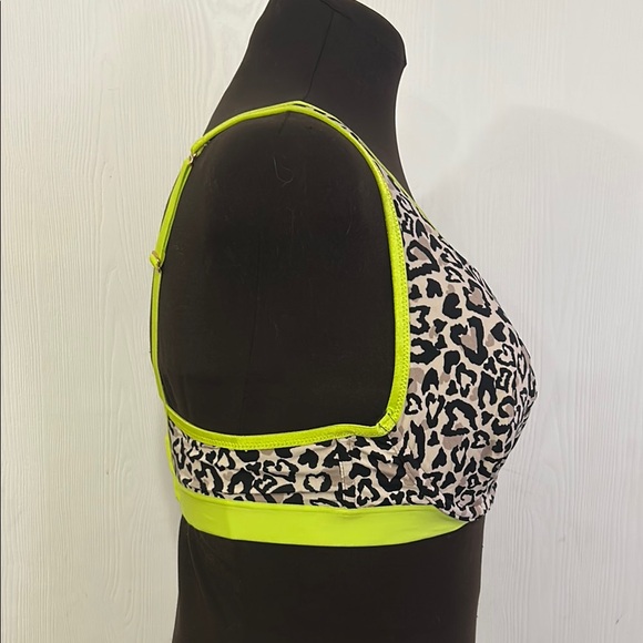 Cacique Leopard Print Unlined High Apex Plunge Bra with Neon Accents - Picture 2 of 5